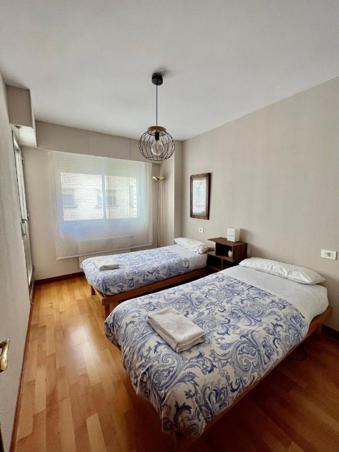 Atuaire Home Agradable Apartamento En El Centro De Burgos Parking Incluido Экстерьер фото